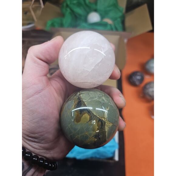 Ocean Jasper Spheres 60mm+ Set Of 2 Random Selection W/stands - Picture 6 of 6